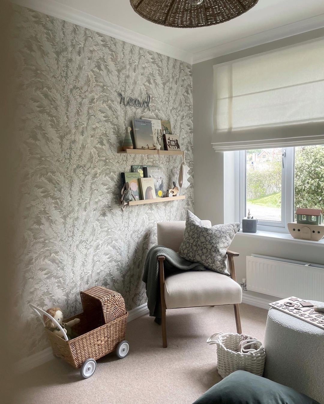 Cole & Son Florencecourt 100/1005 Wallpaper | Stone | Zenga